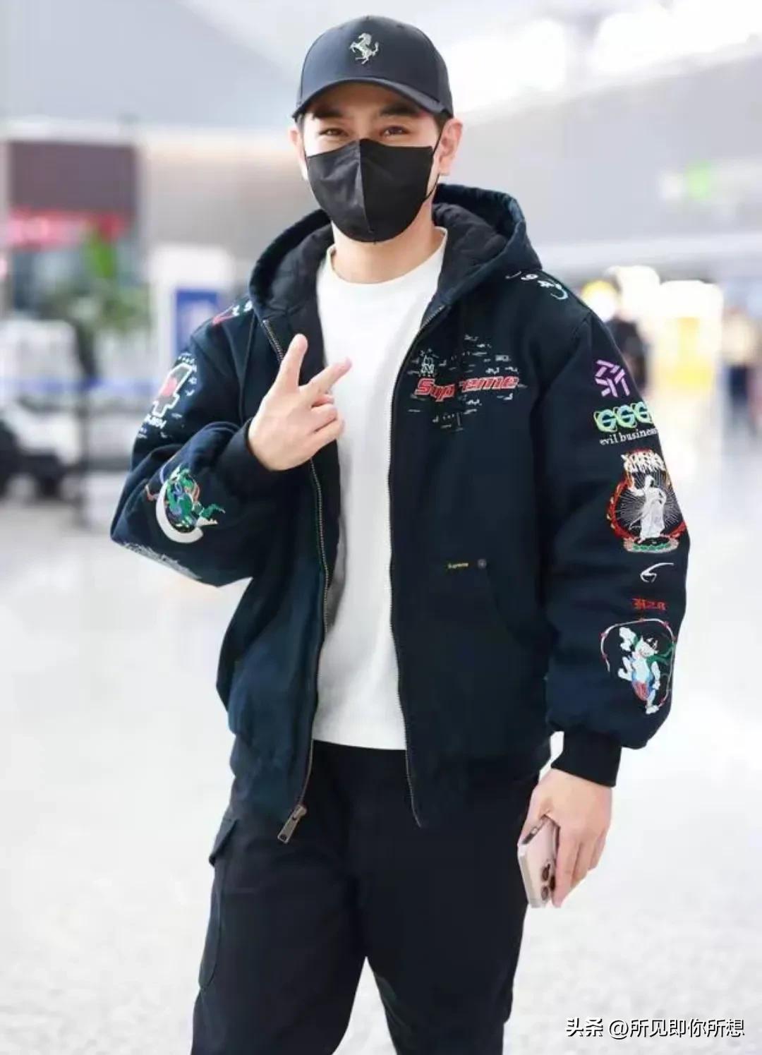 运动深蓝裤子搭配什么外套_深蓝运动裤_深蓝色运动裤子